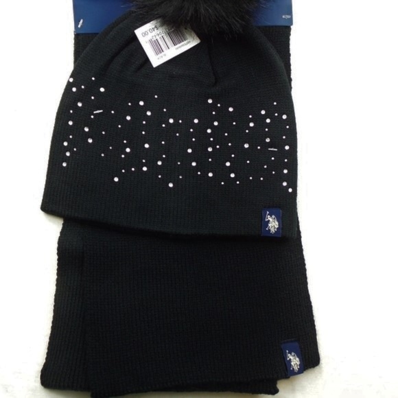U.S. Polo Assn. Women's Scarf & Pom Pom Hat Set Black One Size Brand New MSRP$40 - Picture 2 of 6
